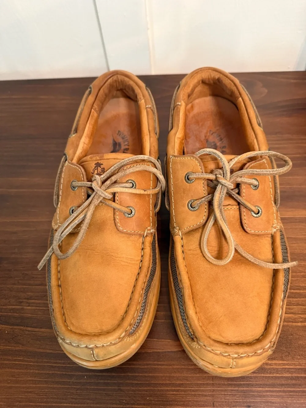Leather Boat Shoes Men’s 9.5 Nubuck Deck Shoes Coastal Casual Tommy Bahama